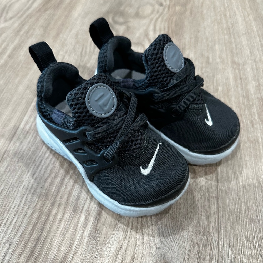 Nike Toddler Presto 6c